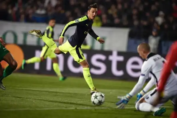 See How Jose Mourinho Plans To Tempt Ozil To Join Man United From Arsenal!! (Player Might Agree To The Deal)